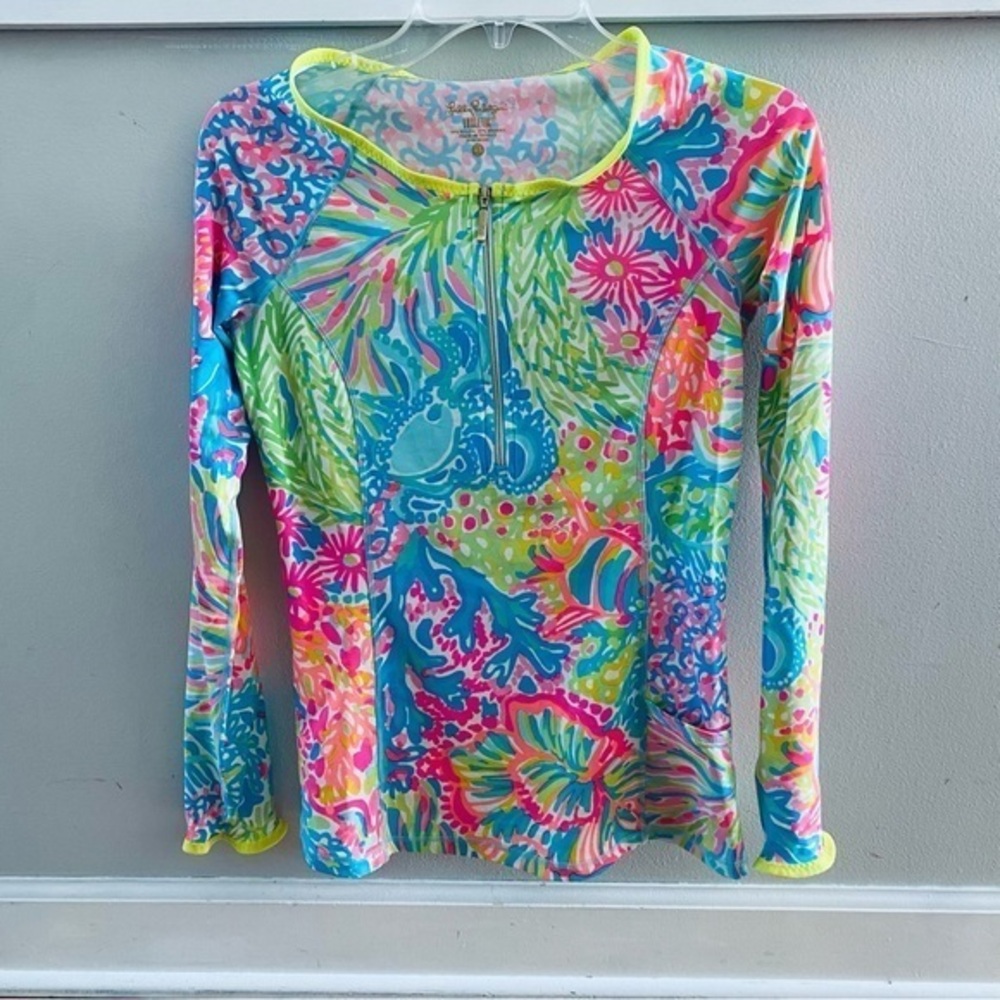 Lilly Pulitzer Luxletic Sydney Sunguard Rashguard Top UPF 50 Size XS Style 21009